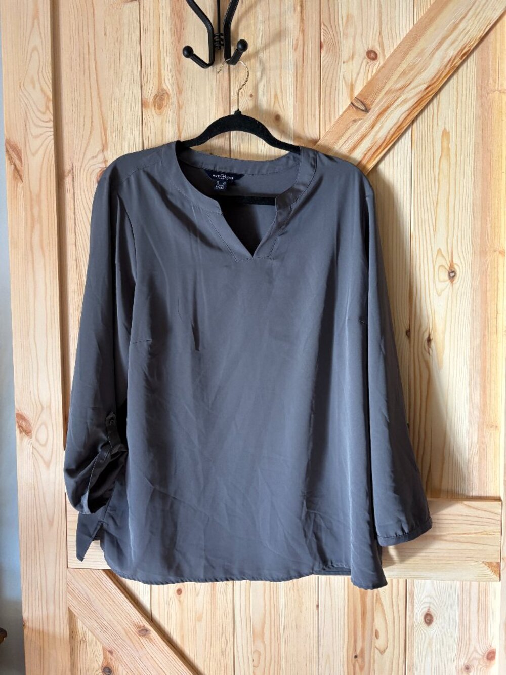 Lands’ End Outfitters Gray Blouse XL 16-18 Roll Tab Sleeve Work Top